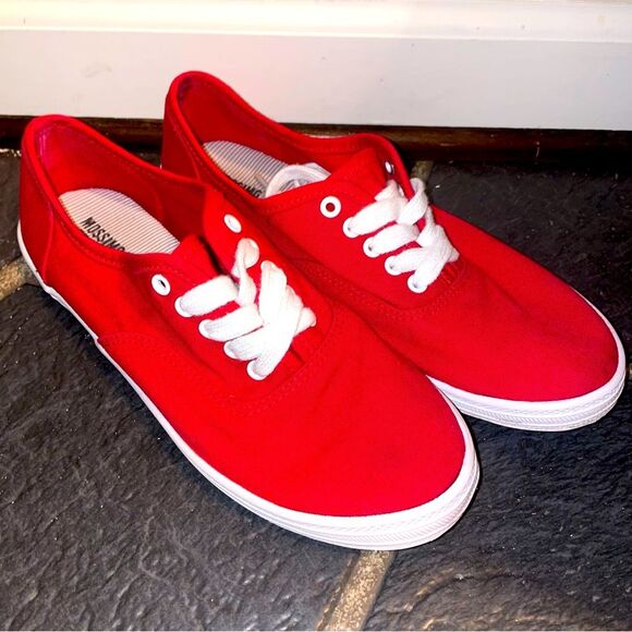 Red Canvas Lace Up Essential Sneakers Size 7 Casual Minimalist - Picture 1 of 8